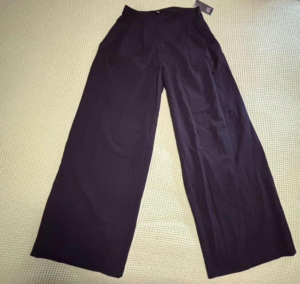 Wild Fable Women’s Black High Waist Pleated Wide Leg Trouser Pants
